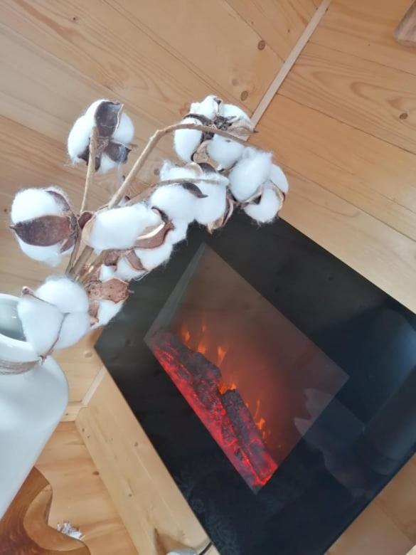 Le Studio Du Pressoir Gisay Eksteriør billede