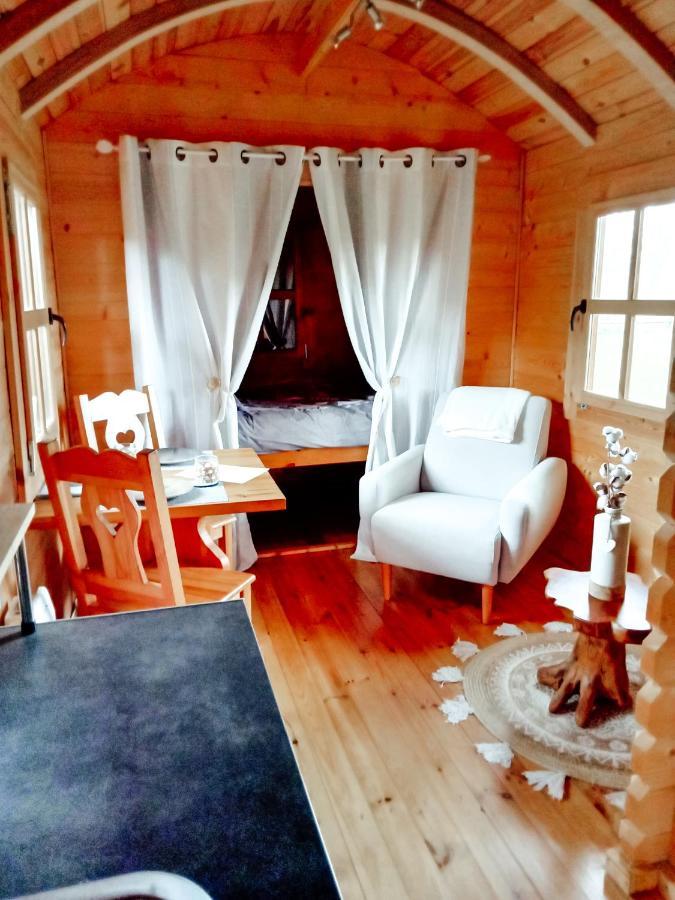 Le Studio Du Pressoir Gisay Eksteriør billede